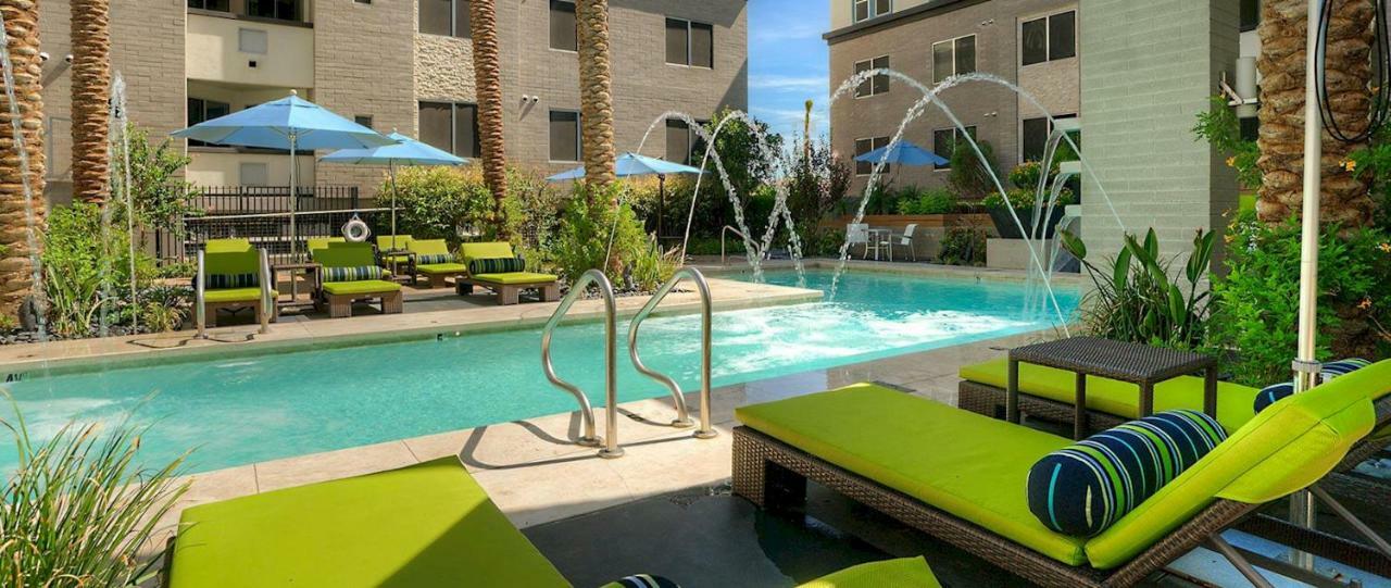 Shopping & Dining 1 Mile - 24 Hour Pool With Parking - 4036 Villa Phoenix Luaran gambar